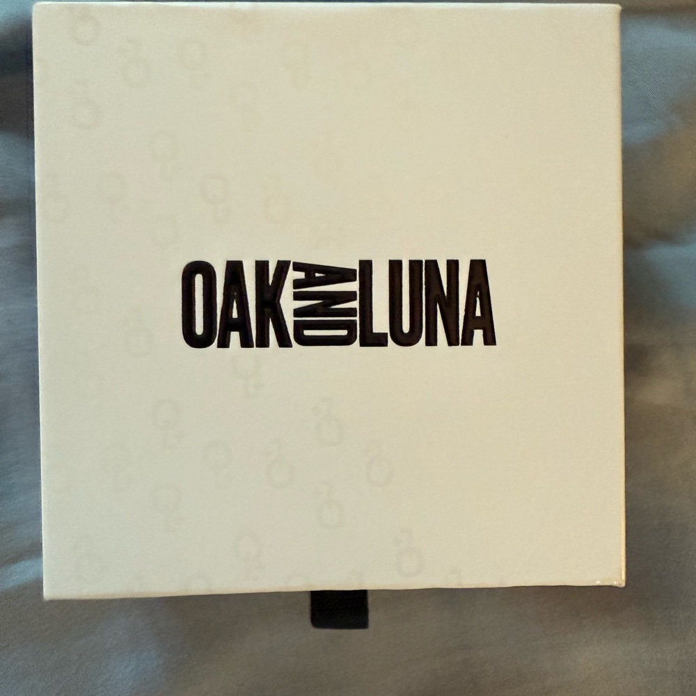 Oak and Luna Brand New Small Gold Hoops